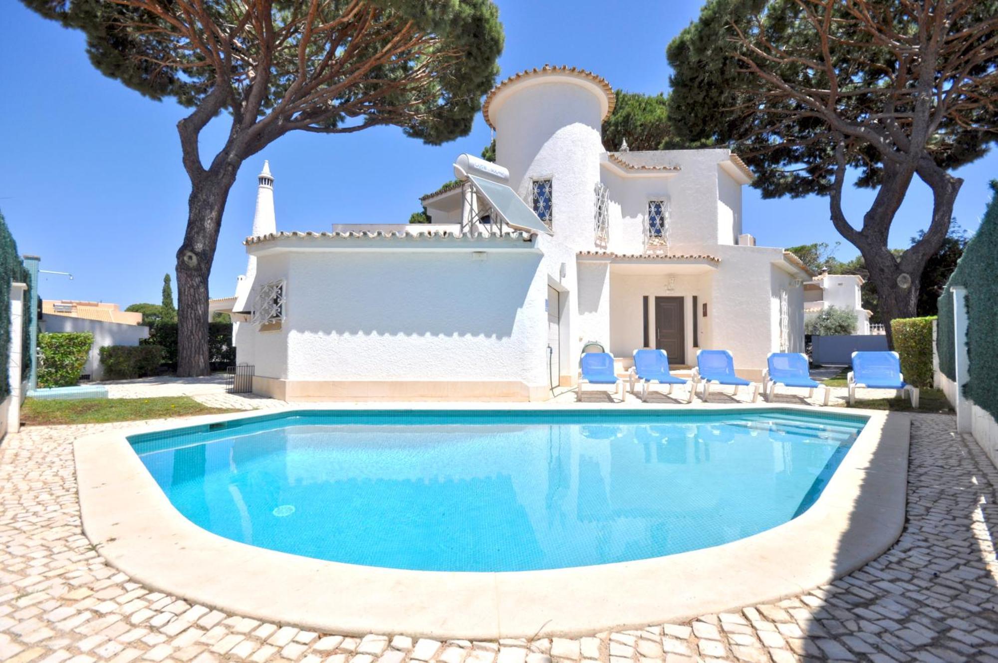 Private Pool Villa Walking Distance To The Centre Loule Bagian luar foto