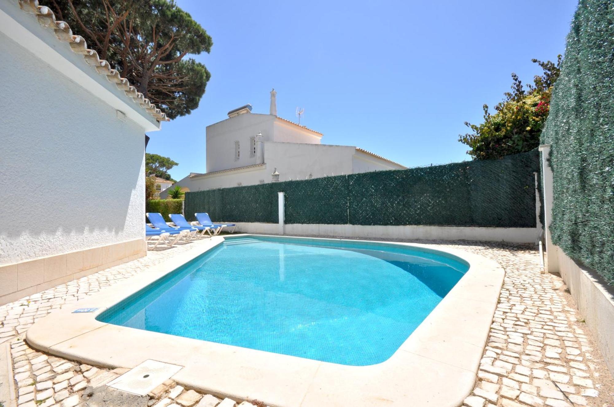 Private Pool Villa Walking Distance To The Centre Loule Bagian luar foto