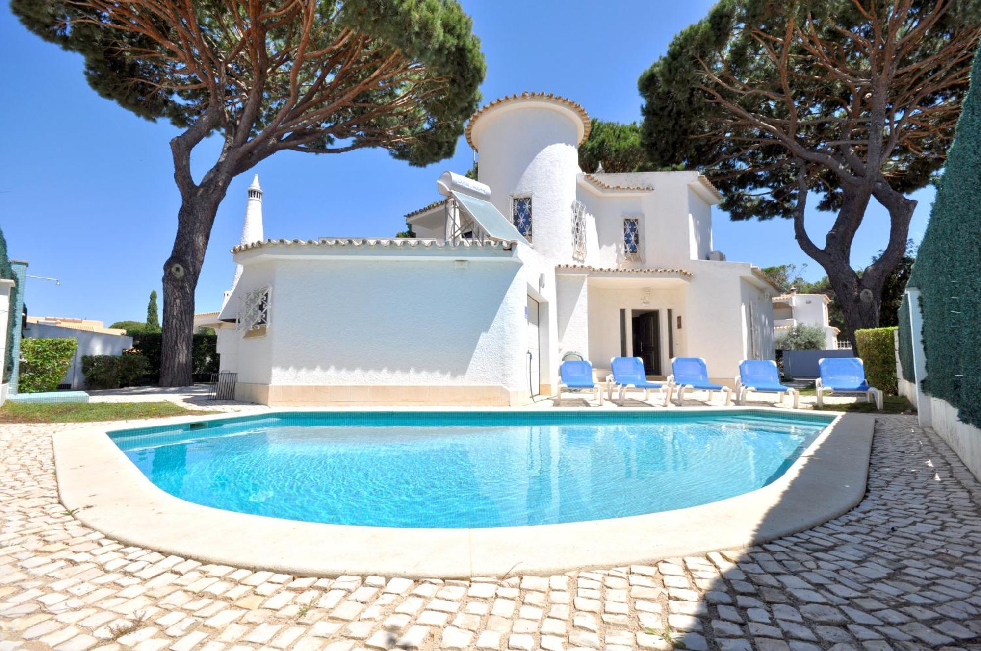 Private Pool Villa Walking Distance To The Centre Loule Bagian luar foto